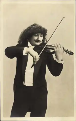 Ak Mann im Frack spielt Violine