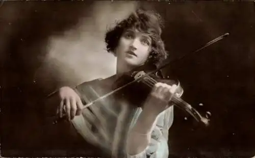 Ak Frau spielt Violine