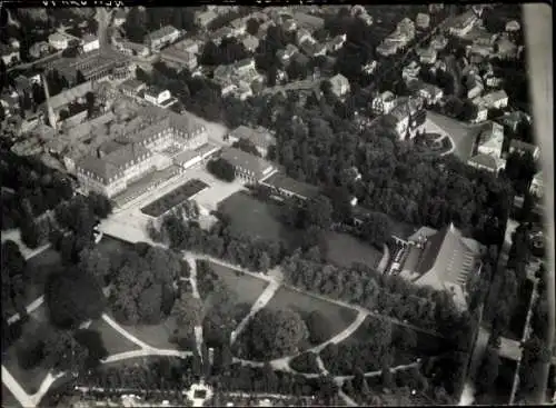 Ak Bad Cannstatt Stuttgart in Württemberg, Schloss Rosenstein, Das Bild zeigt eine Luftaufnahm...