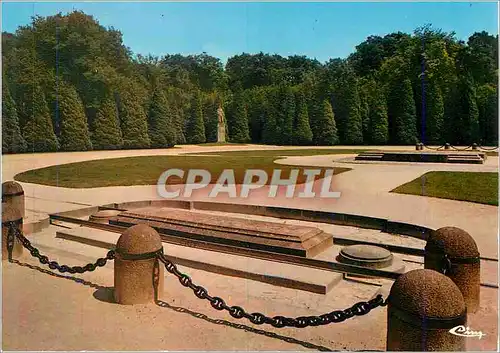 Cartes postales moderne Compiegne (Oise) Clairiere de l'Armistice Emplacement des trais plenipotentaires lors de la sign