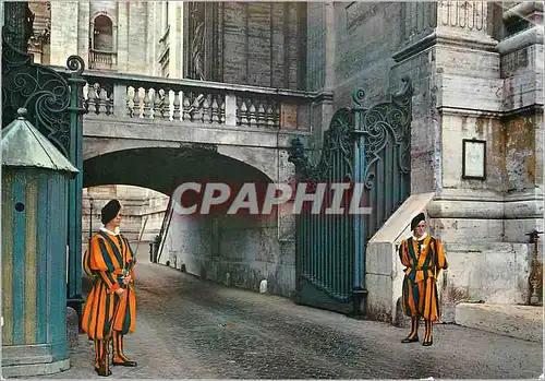 Moderne Karte Citta del Vaticano Cite du Vatican Gardes Suisses a l'Arc des Cloches Militaria