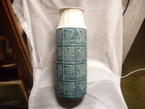 Designer Bodo Mans hier für Bay Relief Pottery Vase 7440 aus den 1950/ 60 Jahren Vintage Etikett!!