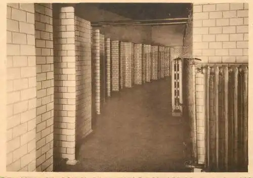 Antwerpen orphanage bathing room