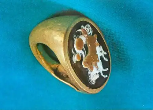 Fine arts Romania Bucuresti roman ring with godess Minerva in chariot Poiana Tecuci