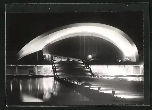 AK Berlin, Beleuchtete Kongresshalle bei Nacht