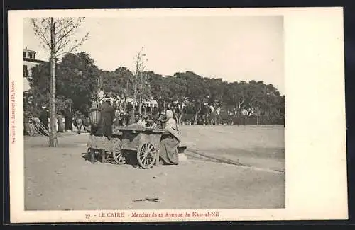 AK Le Caire, Marchands et Avenue de Kasr-el-Nil