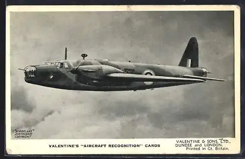 AK British Bomber, The Vickers-Armstrongs Wellington II, Flugzeug über den Wolken