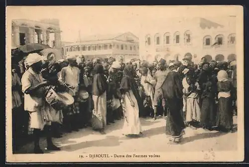AK Djibouti, Danse des Femmes voilées