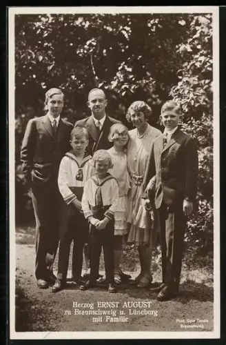AK Herzog Ernst August Herzog zu Braunschweig u. Lüneburg mit Familie